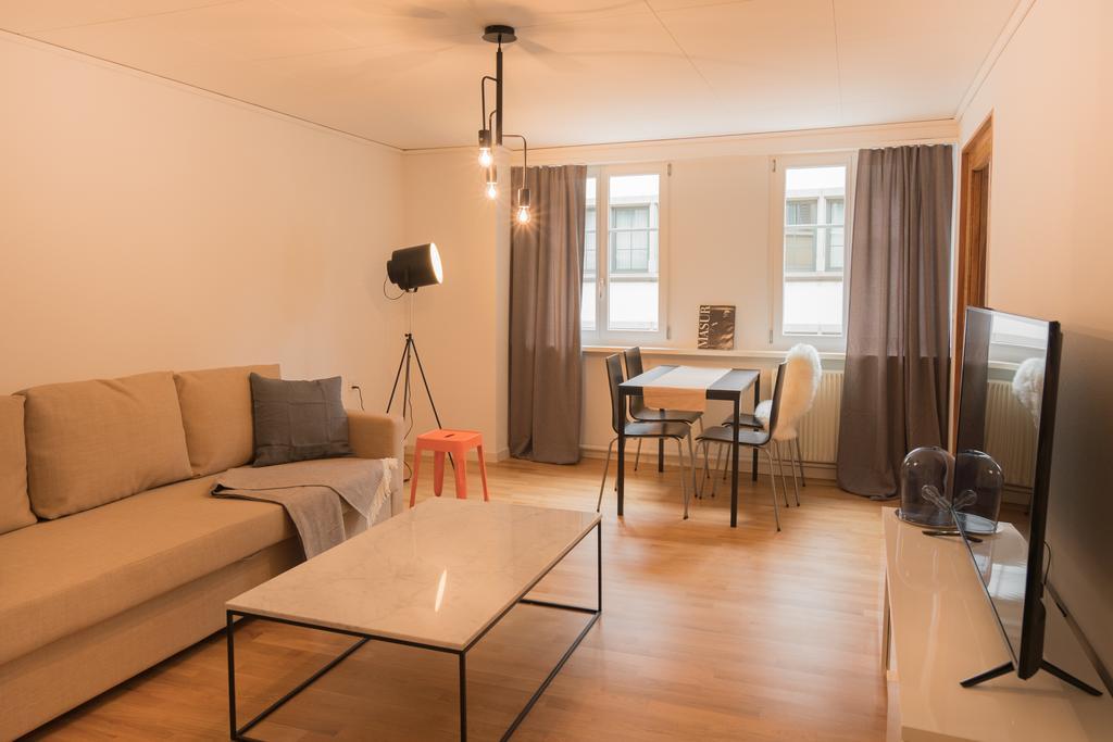 Stylish Apartment In The Heart Of Zug By Airhome Extérieur photo